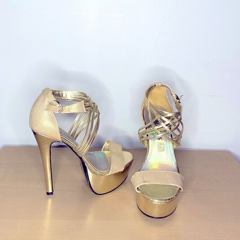 🌷RAUL Coss🌷 Gorgeous Gold Stiletto Heel  Strap Sandals